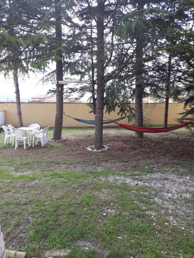 Villa Immersa Nel Verde L'Aquila Bagian luar foto